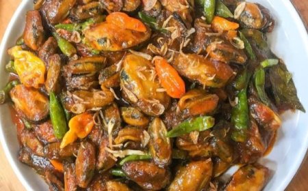 Kerang Goreng Saos Padang