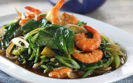Sayur Tumis Udang Bayam