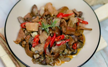 Lele Tumis Jamur Merang