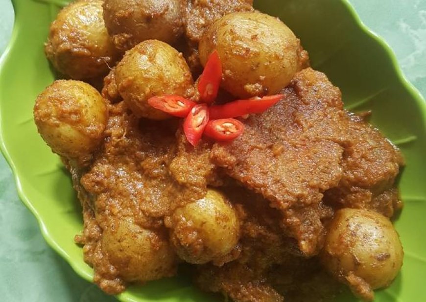 Kare Kentang