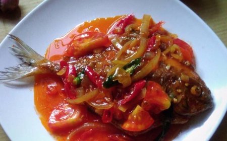 Ikan Bawal Kuah Tomat