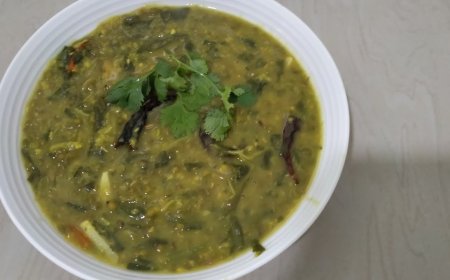 Bubur Kacang Hijau Bayam