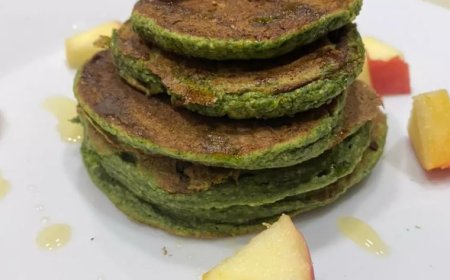 Pancake Bayam