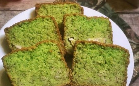 Bolu Pisang Pandan