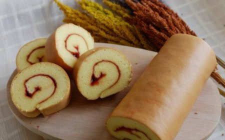 Bolu Gulung Plum