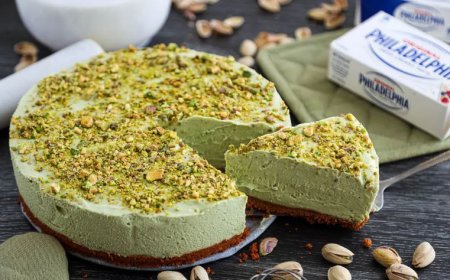 Pistachio Cheesecake