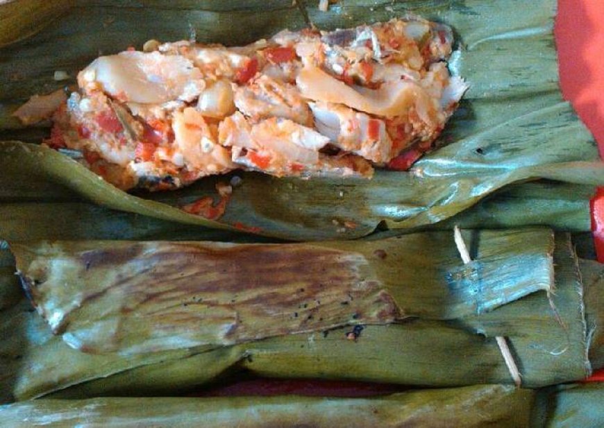 Pepes Ikan Selar Jamur