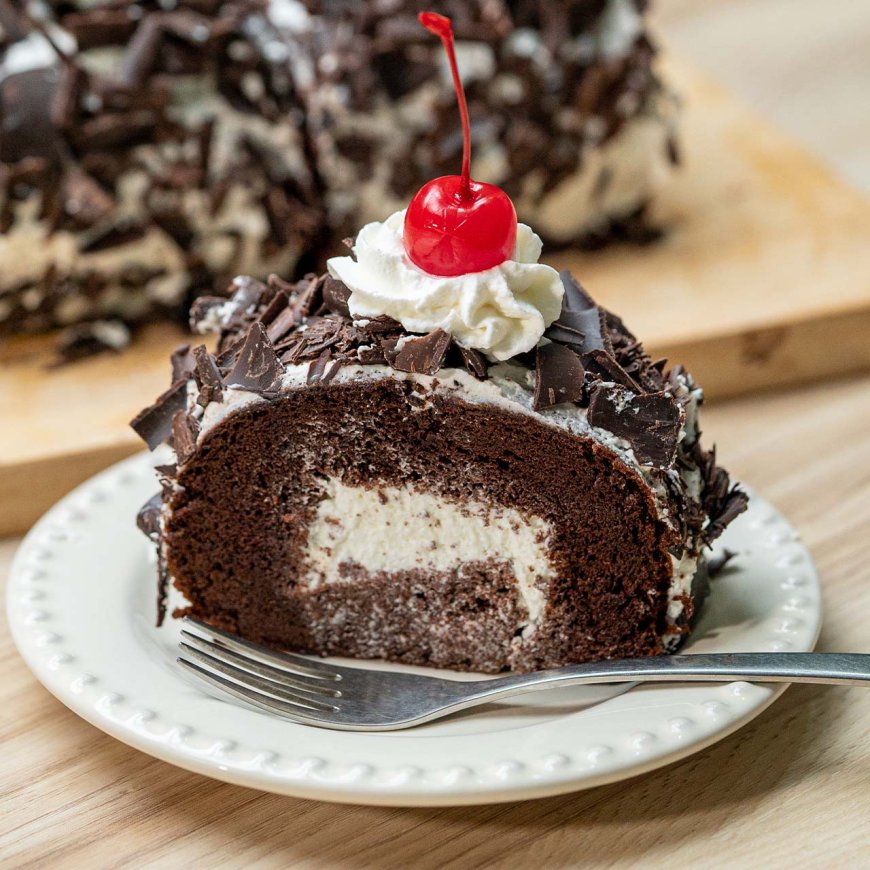 Bolu Gulung Black Forest
