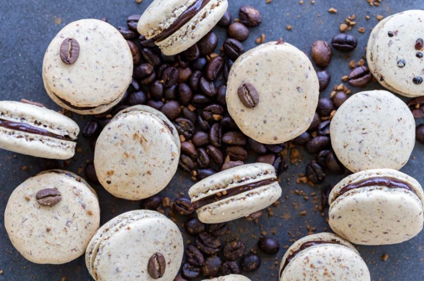 Macaron Coffee