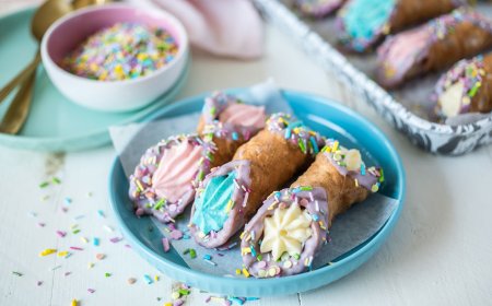 Cannoli Pina Colada