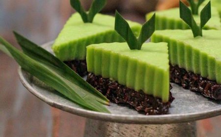 Kue Lapis Tape Ketan Hitam