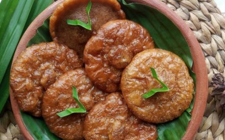 Kue cucur pandan cokelat