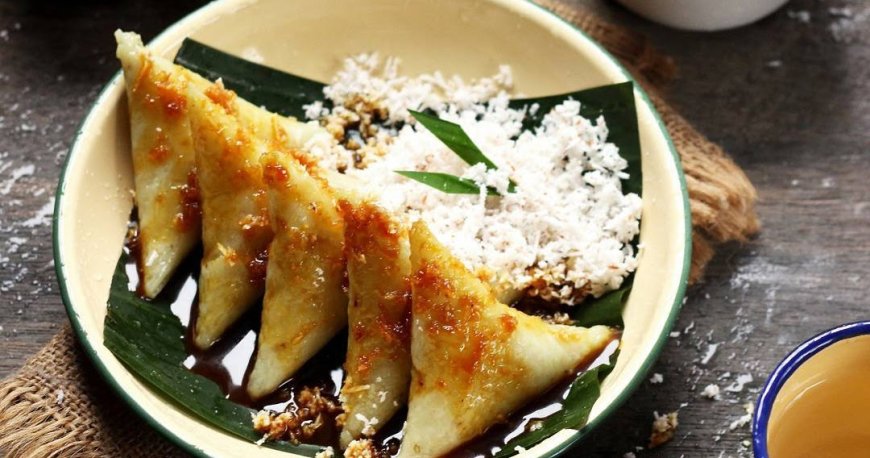 Kue Lupis Ketan Gandum