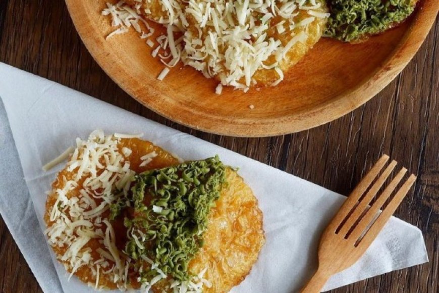 Kue cucur pisang cokelat keju