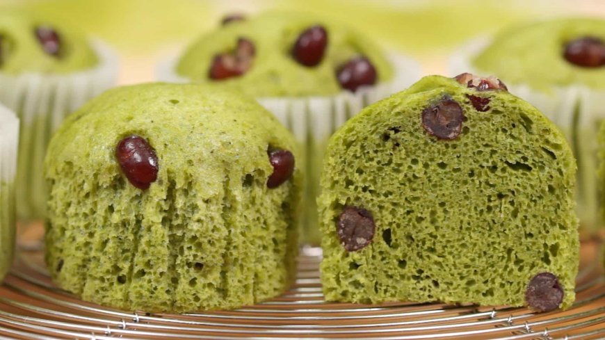 Bolu Kukus Green Tea Red Bean