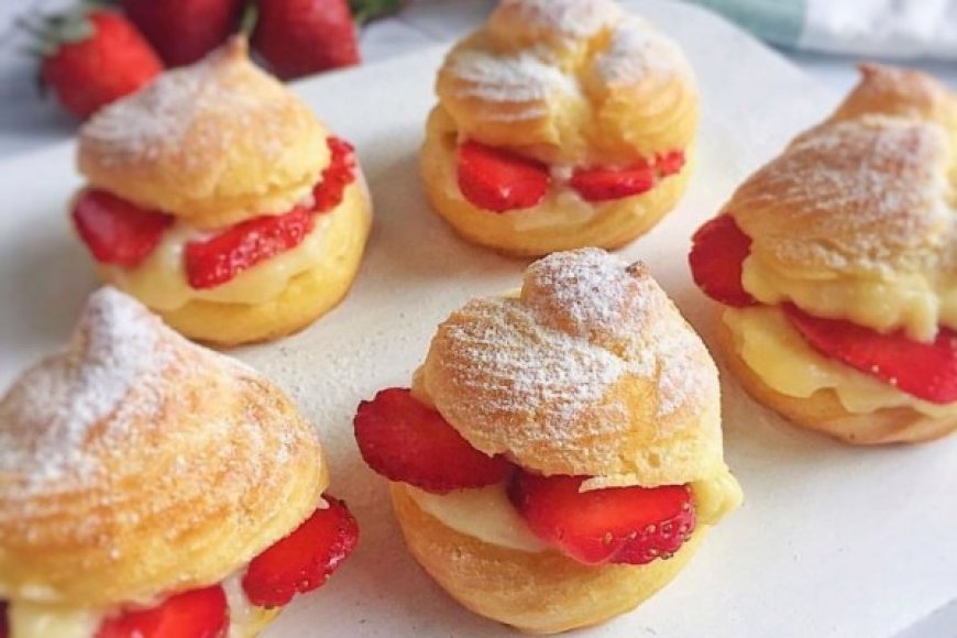 Kue Sus Stroberi