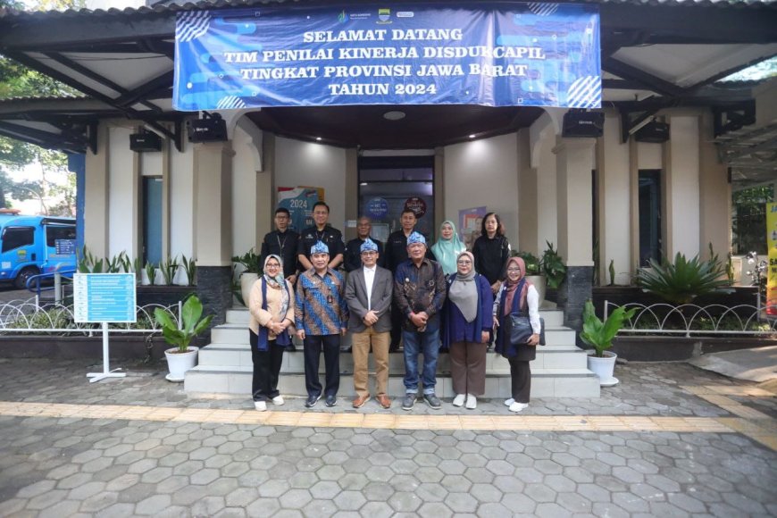Berikan Pelayanan Prima, Kadisdukcapil Kota Bandung: Pentingnya Dokumen Kependudukan Terbangun dengan Baik
