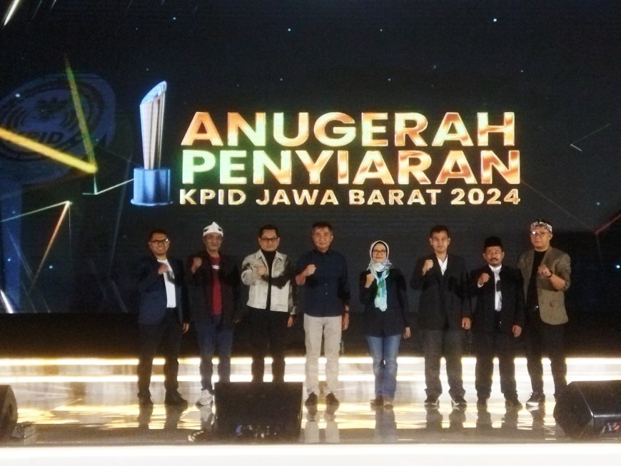 Keren, 2 Disabilitas Dapat Anugerah Penyiaran dari KPID Jabar