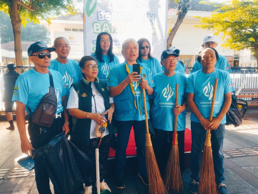 Masyarakat Tionghoa Peduli Berpartisipasi di "Beberesih Bandung"