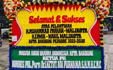 Ketua Pengurus Harian PHDI Kirim Karangan Bunga untuk Walikota & Wakil Walikota Bandung Periode 2025-2030