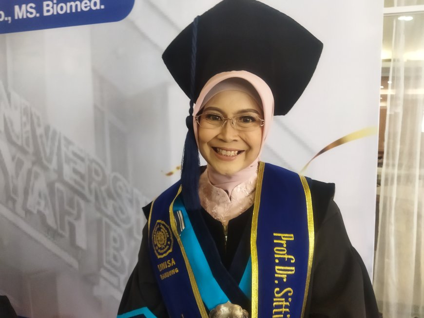Prof. Sitti Syabariyah: Guru Besar Pertama di UNISA Bandung