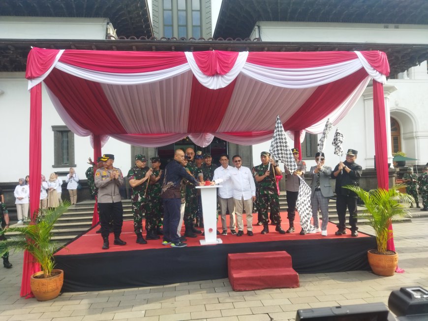 Sekjen Kemhan Lepas Kirap Ranops Maung MV3 Buatan PT. Pindad