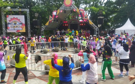 Runostalgic 2025: Rayakan Musik & Gaya Hidup 70-90an Lewat Lari  Nostalgia di Tengah Kota Bandung
