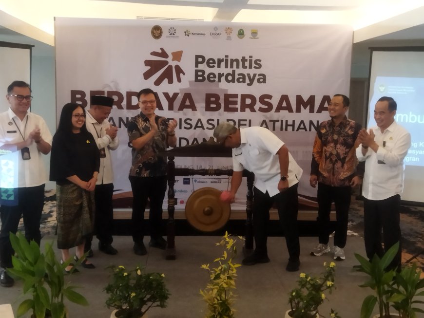 Kemenko PM Resmi Gelar Bootcamp Berdaya Bersama di Bandung, Dorong Pemberdayaan UMKM dan Ekonomi Kreatif