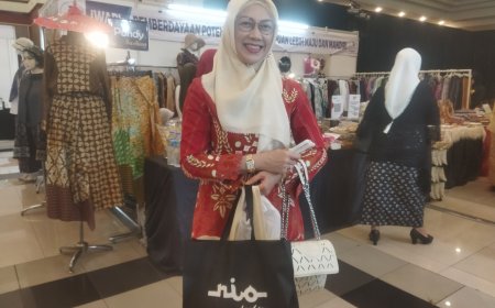 Curi Perhatian Ratusan Pengunjung, Talk Show Success Story Bersama Pemilik RM Sindang Reret di Panggung Utama IBCF 2025