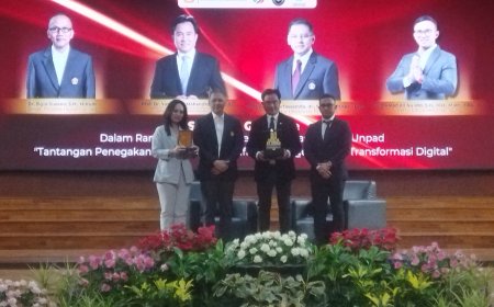 Ketua DPC PERADI Berikan Sambutan di Studium Generale Bersama Menko Kumham Imipas RI Prof Yusril Ihza Mahendra