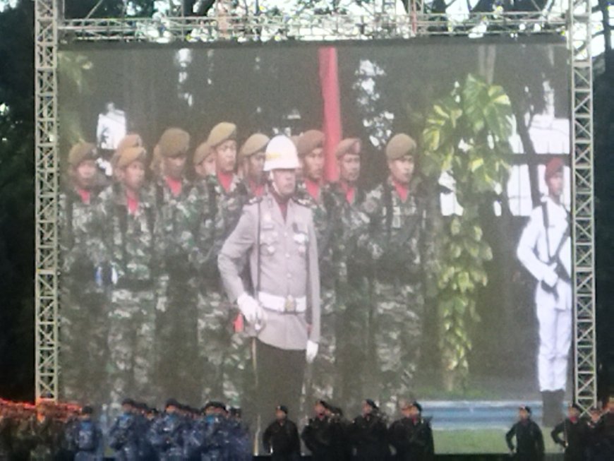 Upacara Penurunan Bendera Merah Putih di Gasibu Berlangsung Khidmat, Dipimpin AKBP Iyus Ali Yusuf
