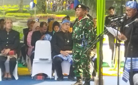 Kapten Inf. Rusli SK Pimpin Upacara HUT Kota Bandung ke-215