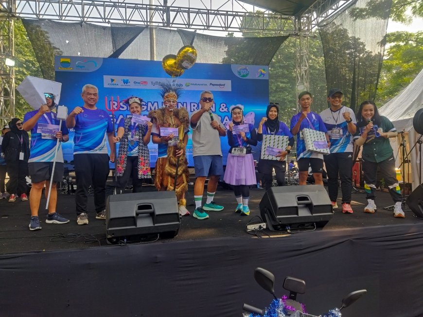 Bersama Walikota, Kadis Kesehatan Hadiri Fun Run Bersama Difabel Warnai Perayaan HKGN, HJKB, dan HKN di Balai Kota Bandung