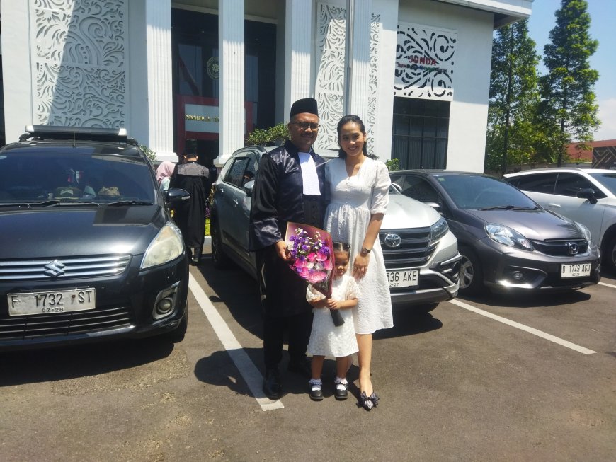 Adv. Aveto Bagasworo, SH., Resmi Mengikuti Pengambilan Sumpah Advokat di Bandung