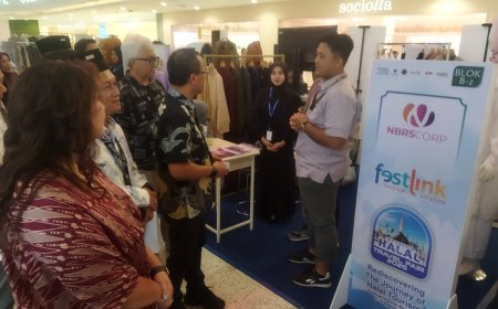 NBRS Corp Hadir di IHTF 2025: Tampilkan Busana Muslim Modis dan Inspiratif, Stand Ramai Dikunjungi Pengunjung