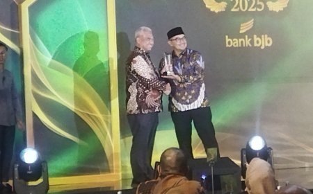 Dinas Kesehatan Kota Bandung Raih Pengelolaan Kepegawaian Terbaik pada Anugerah ASN Berprestasi 2025