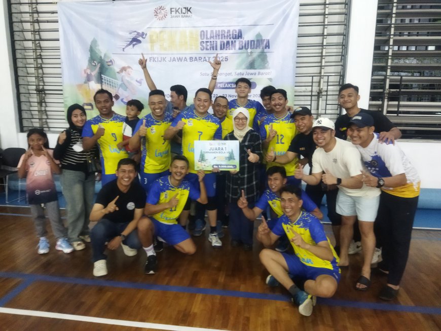 Kejar Ketertinggalan, Tim Volleyball Bank Mandiri Region VI/Jawa Barat Taklukkan Juara Bertahan dan Raih Gelar Juara FKIJK Jawa Barat 2025