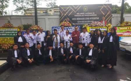 Advokat PERADI RBA Ikuti Penyumpahan Advokat di Pengadilan Tinggi Bandung