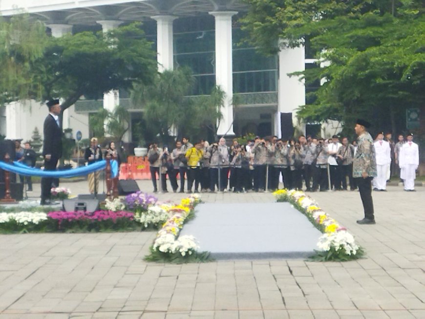 Ir. K.M. Arsyad, M.Sc Pimpin Upacara Hari Bakti ke-80 Pekerjaan Umum dengan Khidmat dan Membanggakan