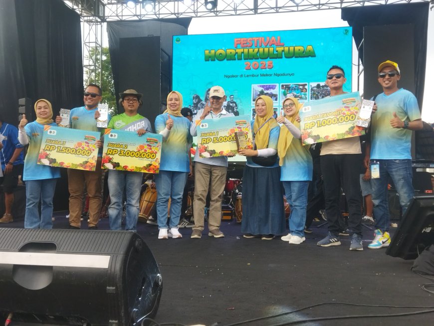 Distanhorbun Kabupaten Bogor Raih Juara 1 Stand Pameran Terbaik di Festival Hortikultura 2025