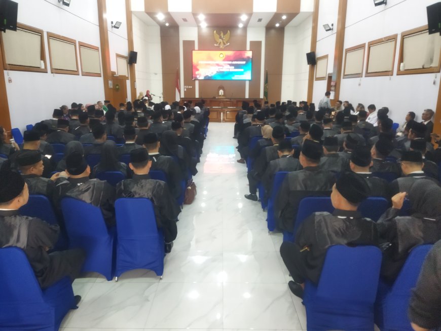Advokat PERADI RAYA Turut Ambil Bagian dalam Penyumpahan Advokat di Pengadilan Tinggi Bandung