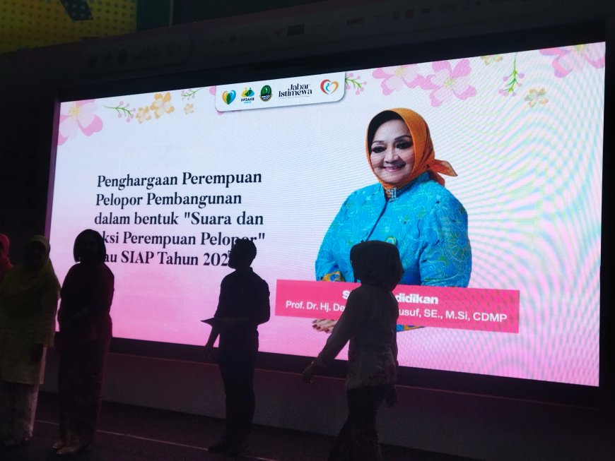 Prof. Dr. Hj. Dewi Indriani Jusuf Raih Penghargaan SIAP Pendidikan 2025 pada Peringatan Hari Ibu ke-97 Jawa Barat