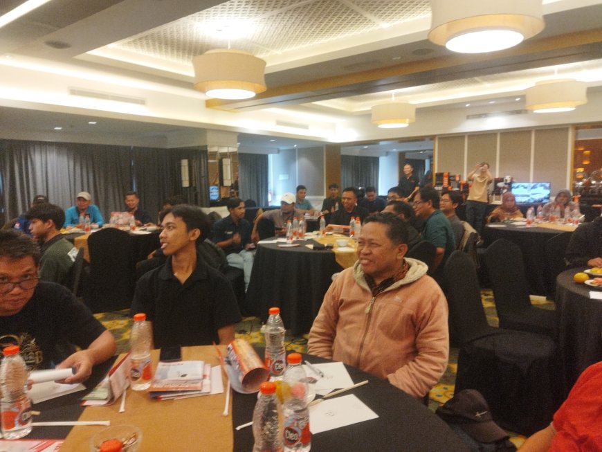 Seminar “Fiber Wireless Solution For ISP Business” di Kota Bandung