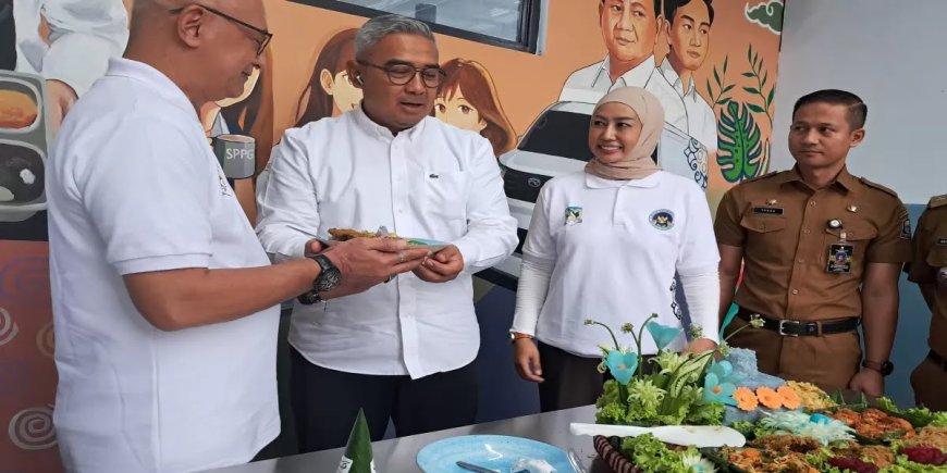 Wali Kota Bandung Resmikan SPPG Cihaurgeulis 02, Model Layanan Gizi Terintegrasi dengan Sekolah