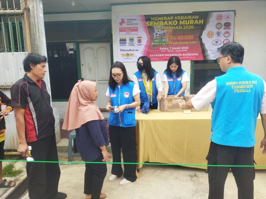 Menebar Kebaikan di Bulan Suci, Yayasan Dharma Mulia Indonesia Gelar Pasar Murah untuk Warga Bandung