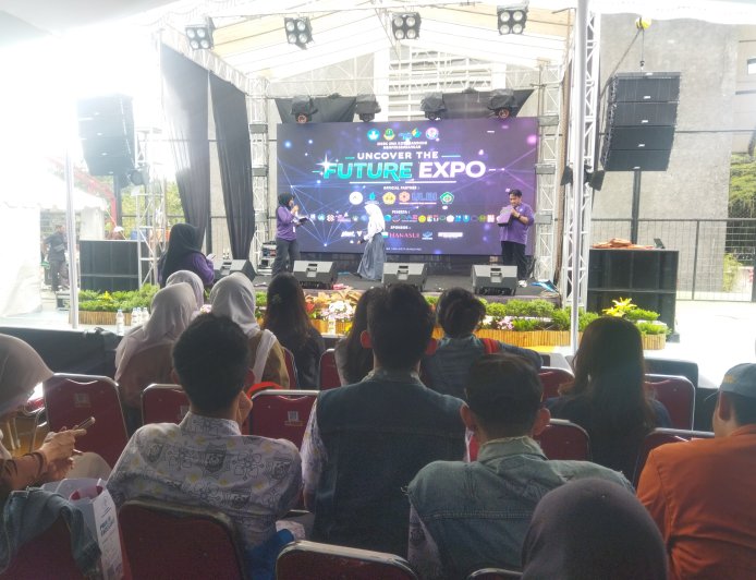 Ribuan Pelajar Padati Uncover The Future Expo 2026, Upaya MGBK SMA Kota Bandung Cegah Salah Jurusan