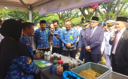 Perkuat Karasa Sirkular, DLH Kota Bandung Presentasikan Program Unggulan ke Walikota di Plaza Balaikota