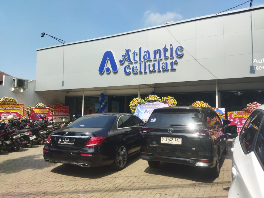 Meriah & Dibanjiri Karangan Bunga, Atlantic Cellular Resmikan Cabang ke-9 di Jalan Surapati Bandung
