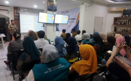 Upaya Membenteng Keluarga, DP3A Kota Bandung Gelar Sosialisasi Pencegahan ATM di Kebon Pisang
