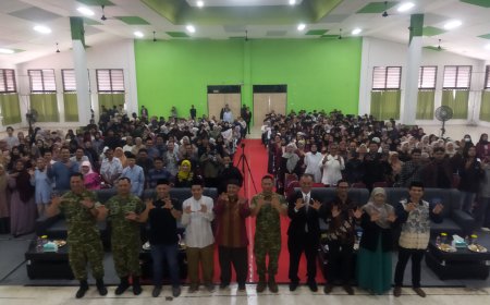 Ratusan Mahasiswa UNINUS Antusias Ikuti Kuliah Umum Pangdam III/Siliwangi tentang Bela Negara di Era Digital